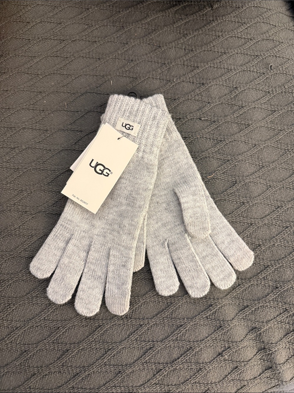 UGG Light Gray Knit Touchscreen Gloves